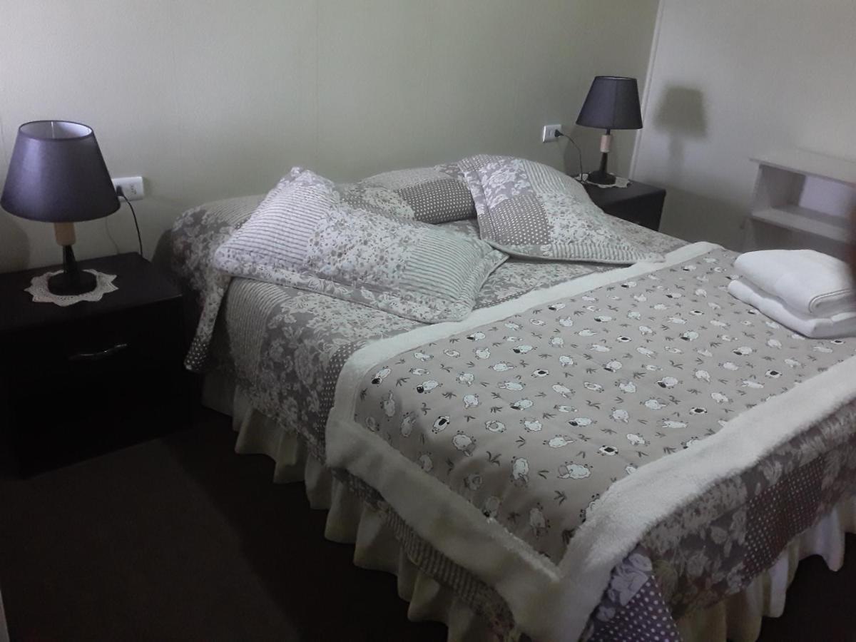 Hostal Don Pedro Puerto Natales Eksteriør bilde